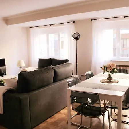 Apartamento San Vicente Apartment *